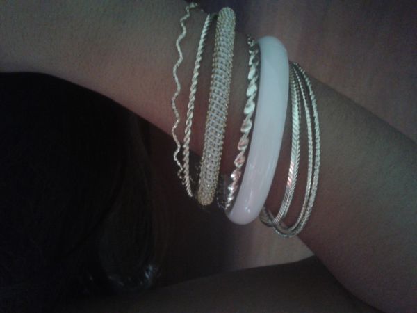 Conjunto de Pulseiras/Creme